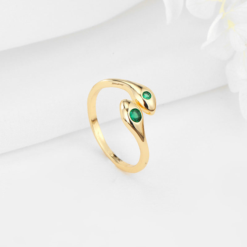 Emerald Snake Ring – Seitenansicht mit Blüte