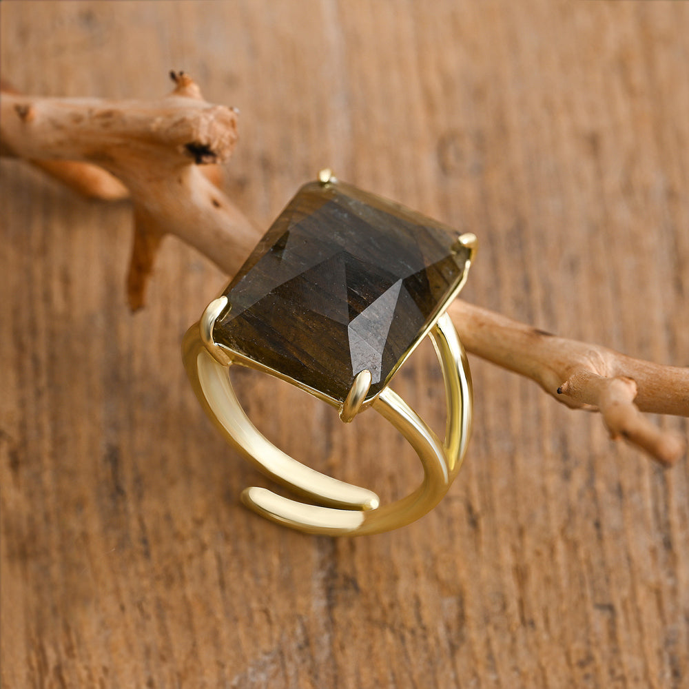 Crown Jewel Ring mit Labradorit