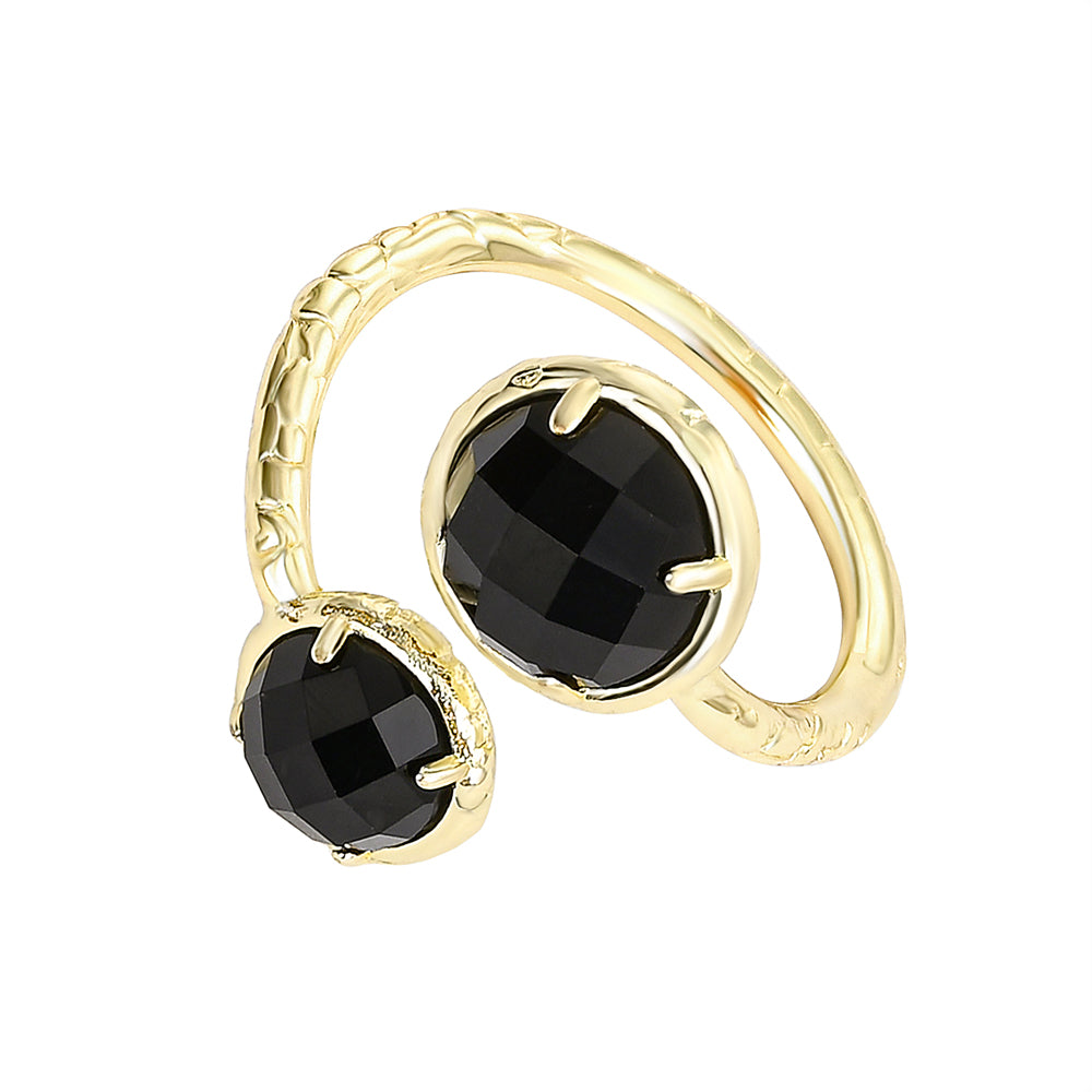 Twin Soul Ring Onyx – goldfarbener Ring mit zwei facettierten Onyx-Steinen